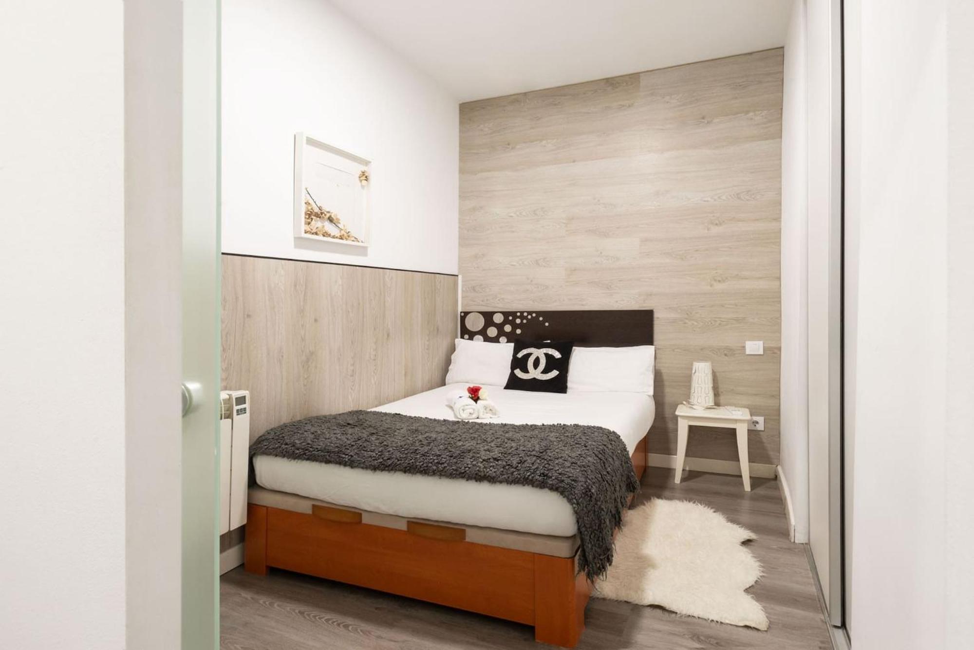 Apartamentos Day Madrid Plaza De Espana Centro Gran Via Sol Malasana Екстериор снимка
