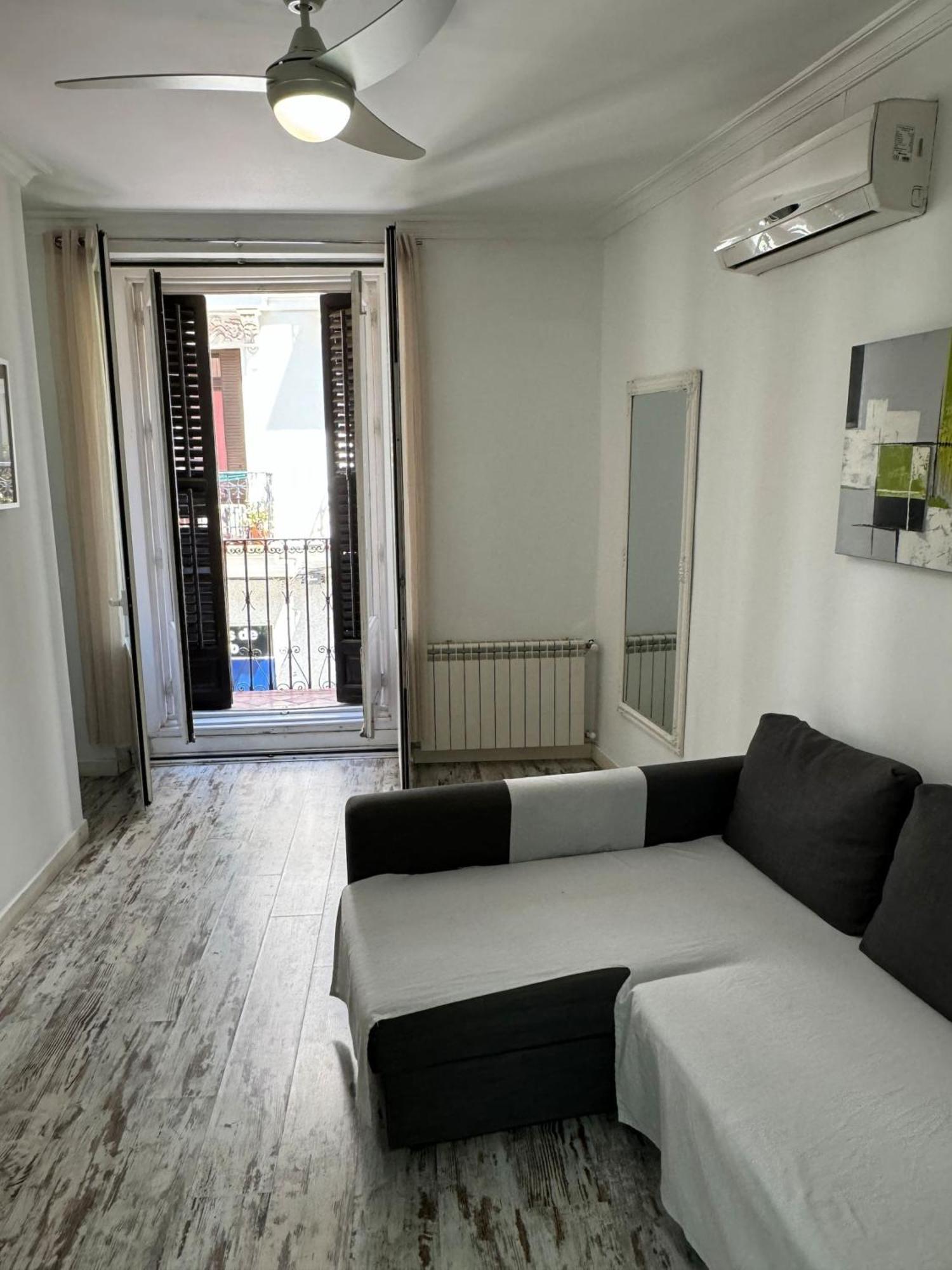 Apartamentos Day Madrid Plaza De Espana Centro Gran Via Sol Malasana Екстериор снимка