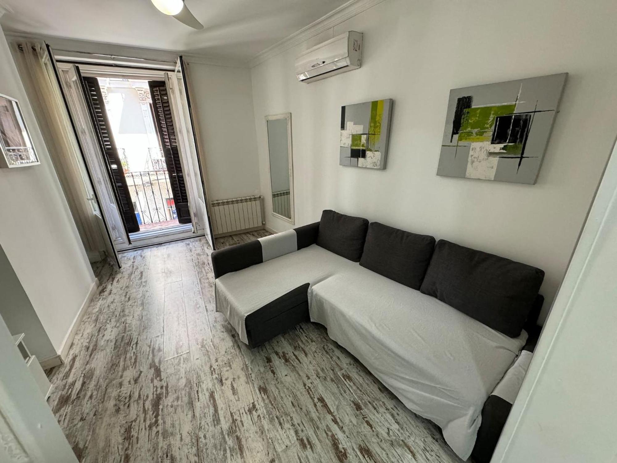 Apartamentos Day Madrid Plaza De Espana Centro Gran Via Sol Malasana Екстериор снимка